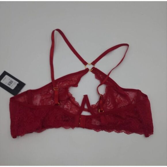 Frederick’s of Hollywood Red Floral Lace Bra Set Lover L/XL - Picture 9 of 12